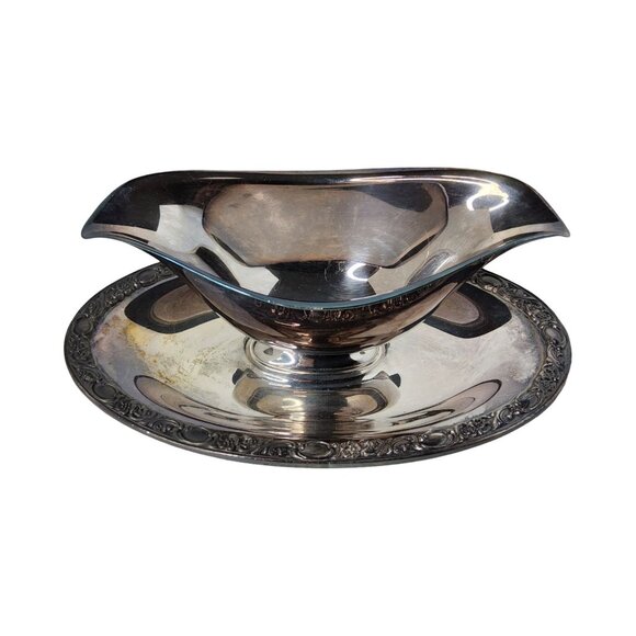 Vintage W.M.Rogers and Sons Victorian Rose Silver Plated Gravy Boat - Picture 9 of 11